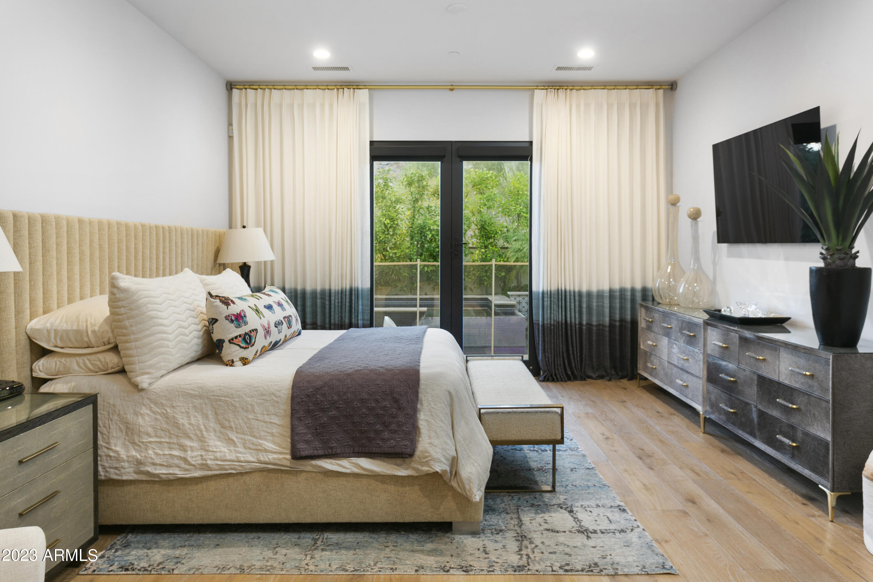 THE VILLAGE AT PARADISE RESERVE - Residential