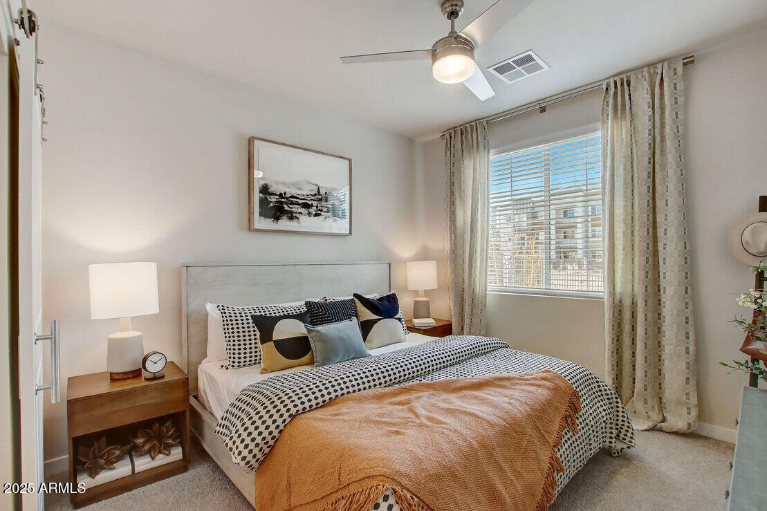 28201 N BLACK CANYON Highway A2