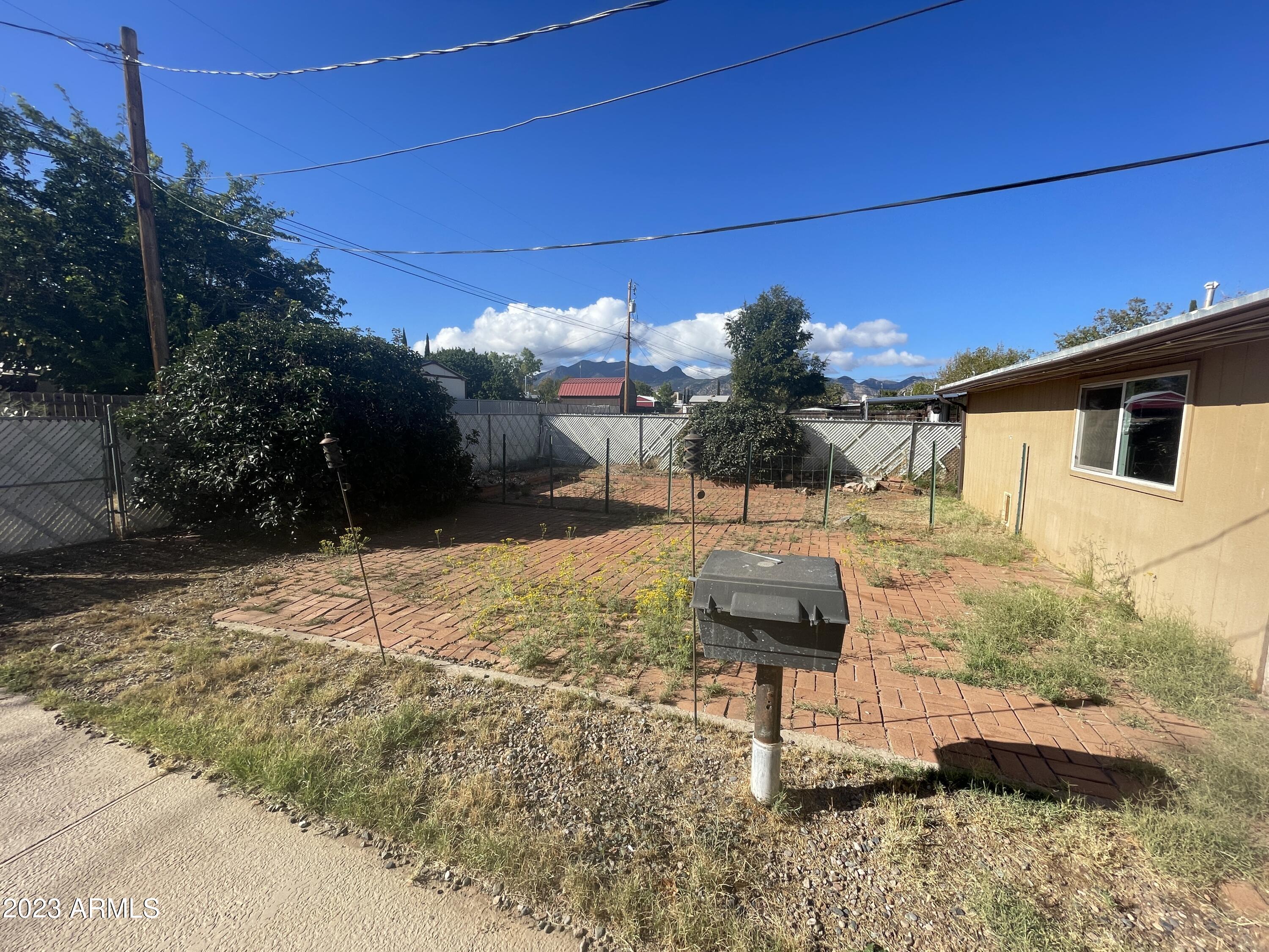 GARDEN CANYON 2 - Residential