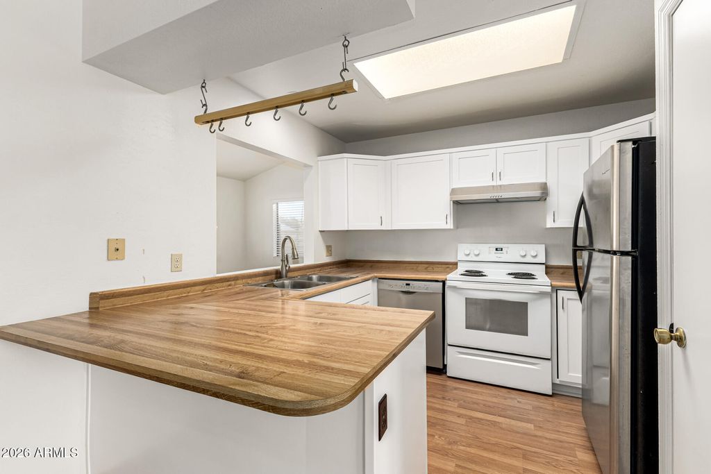 Photo of 4552 W Kimberly Way, Glendale, AZ 85308 (MLS # 6974675)