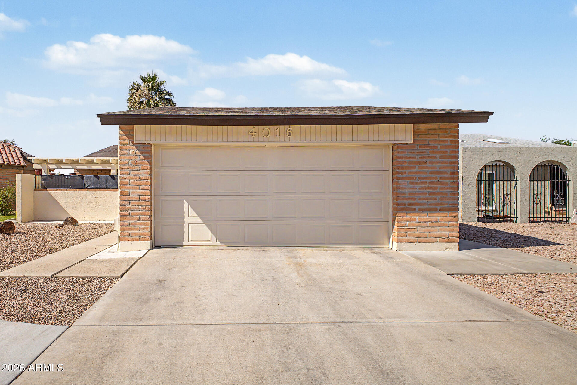 4016 W ROYAL PALM Road