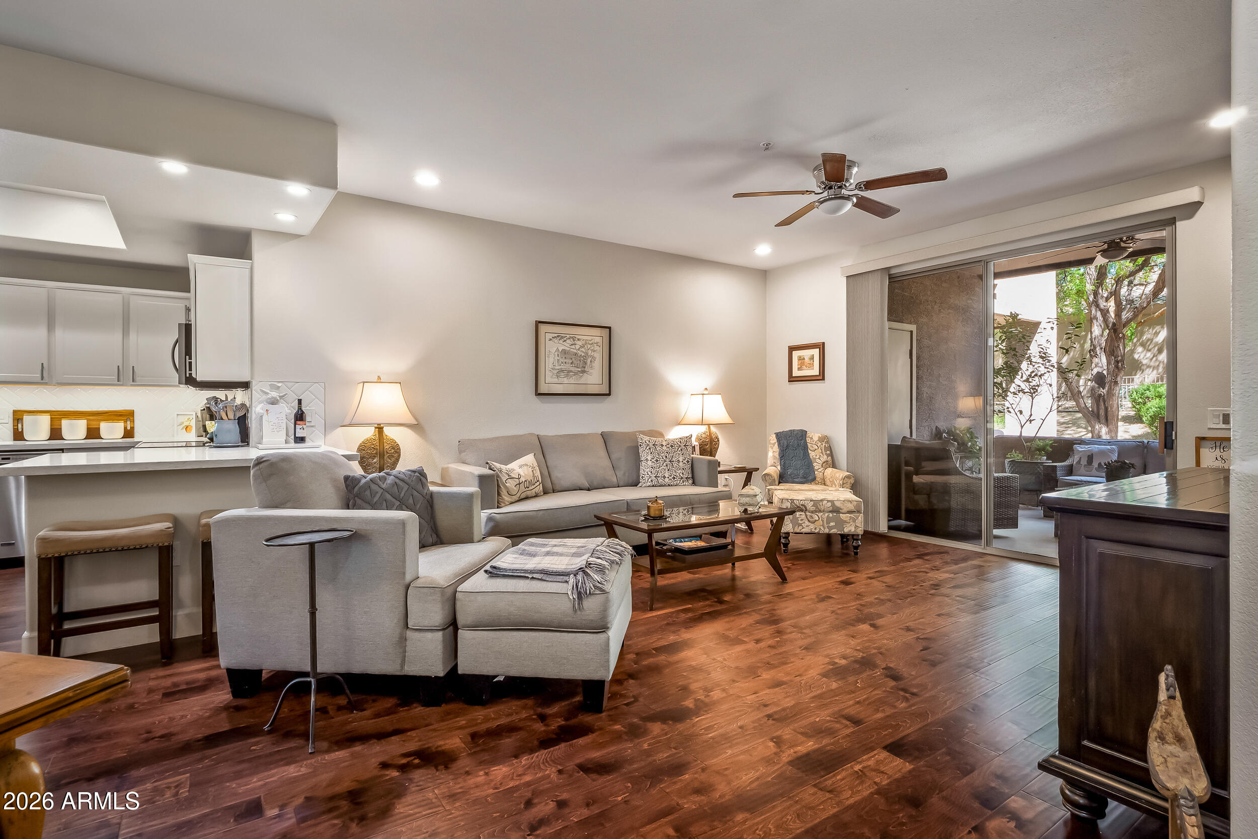 11680 E SAHUARO Drive 1018