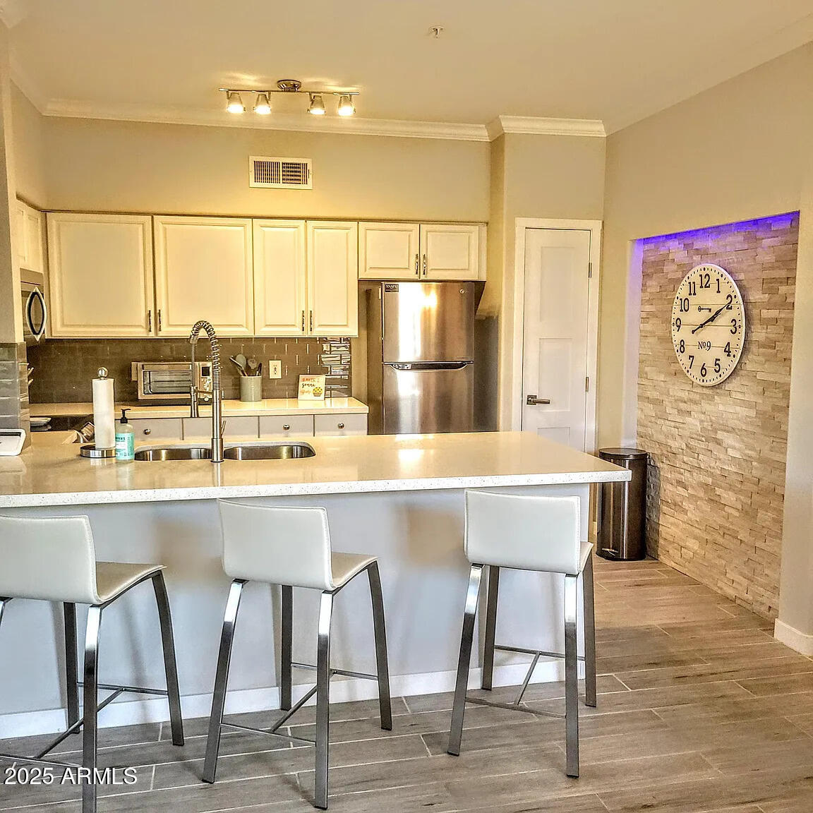 19777 N 76TH Street 2343