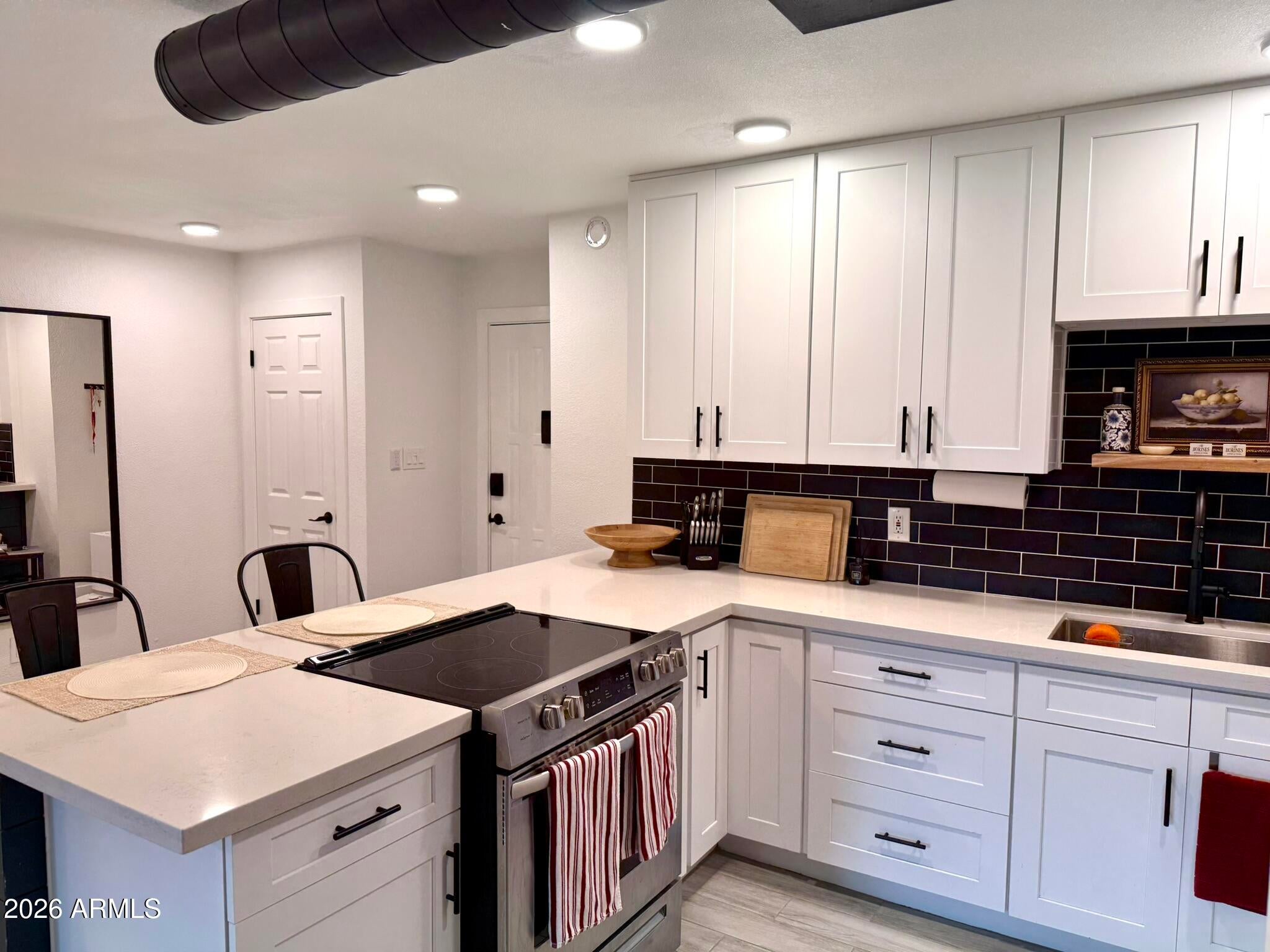 8649 E ROYAL PALM Road 222