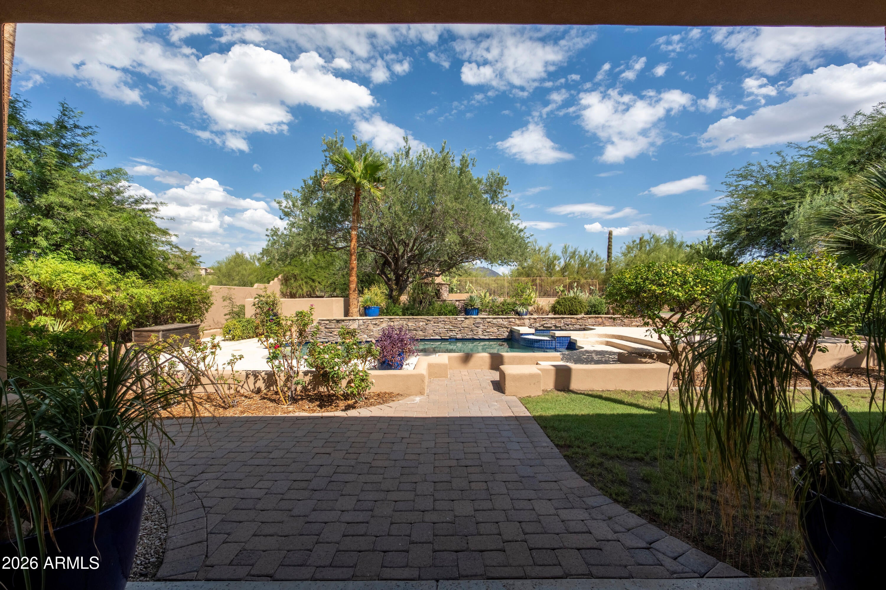 25823 N WRANGLER Road
