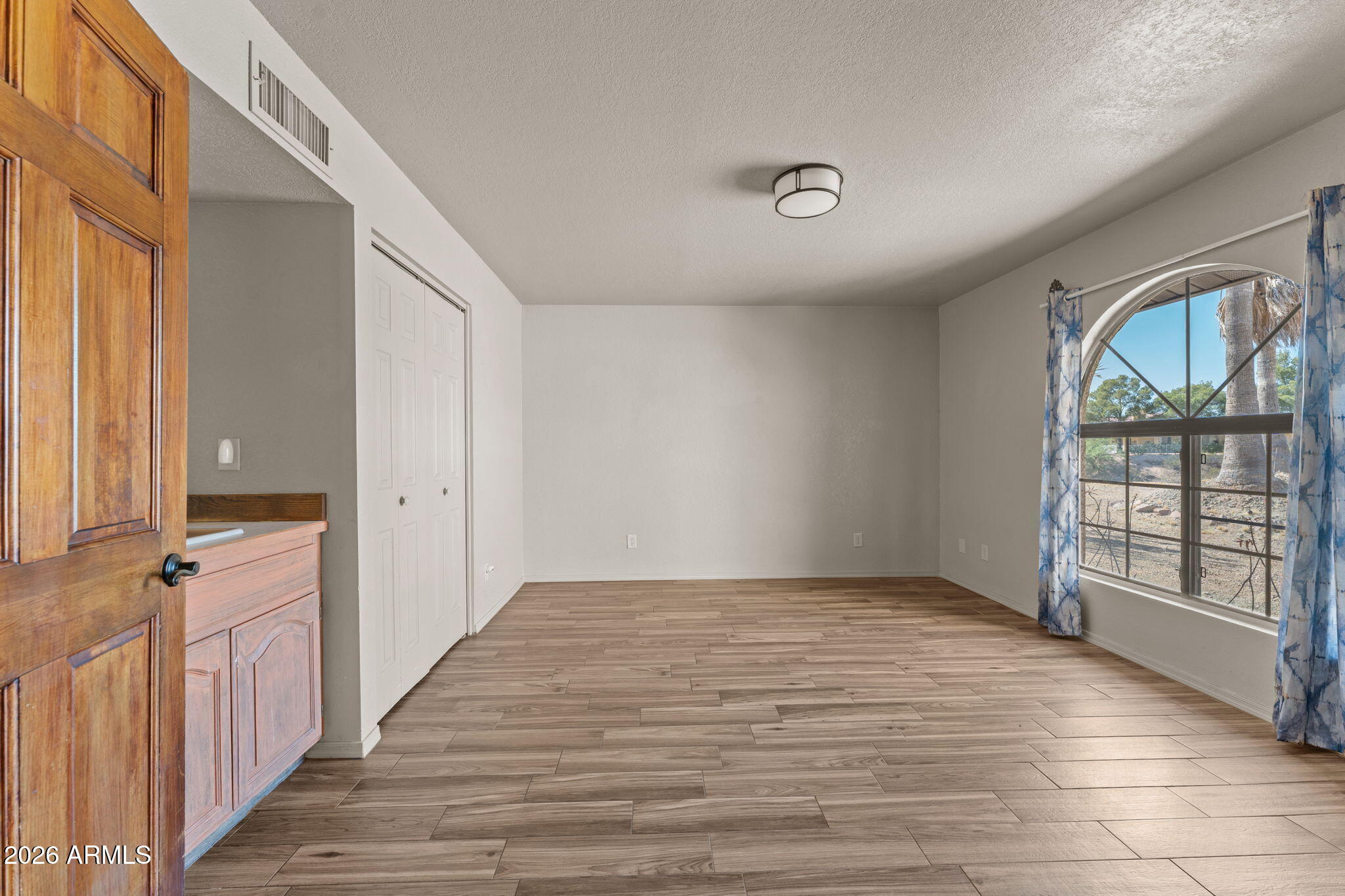 55500 N VULTURE MINE Road