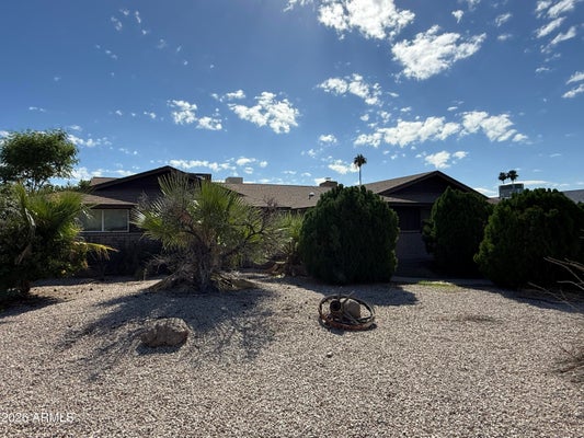 2055 E FAIRFIELD ST, MESA, AZ 85213 - Image 04ba8ed41e969f8feae7d4bea767f2ca/3764091396