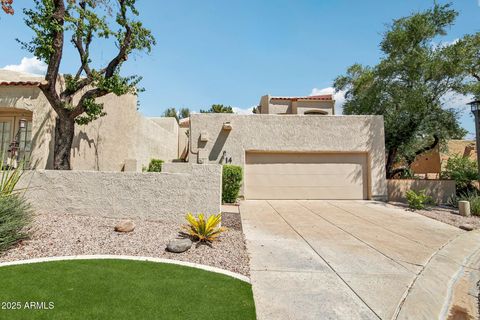 Photo of 2626 E Arizona Biltmore Circle #14, Phoenix, AZ 85016 (MLS # 6908631)