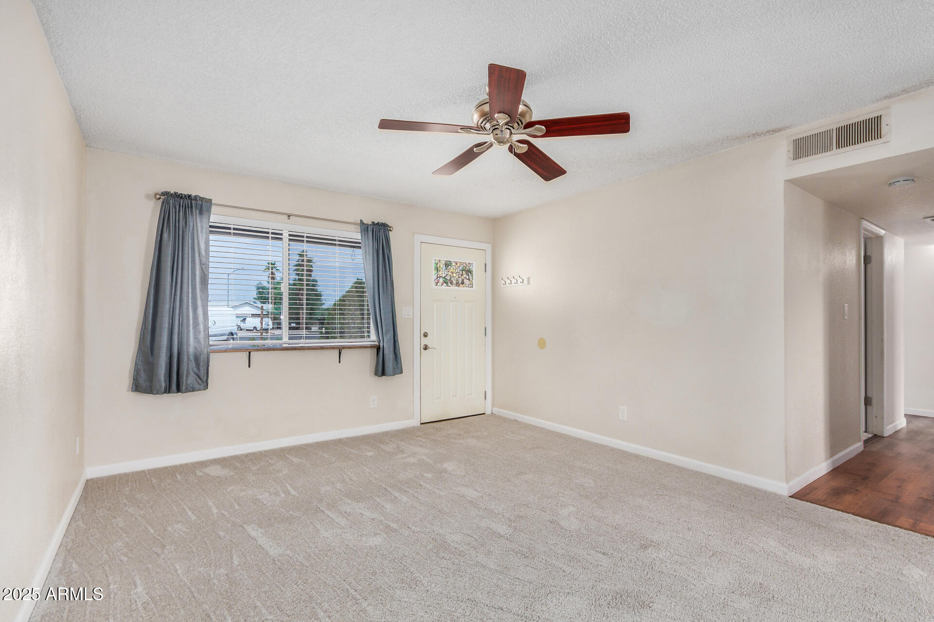 2323 E KATHLEEN Road