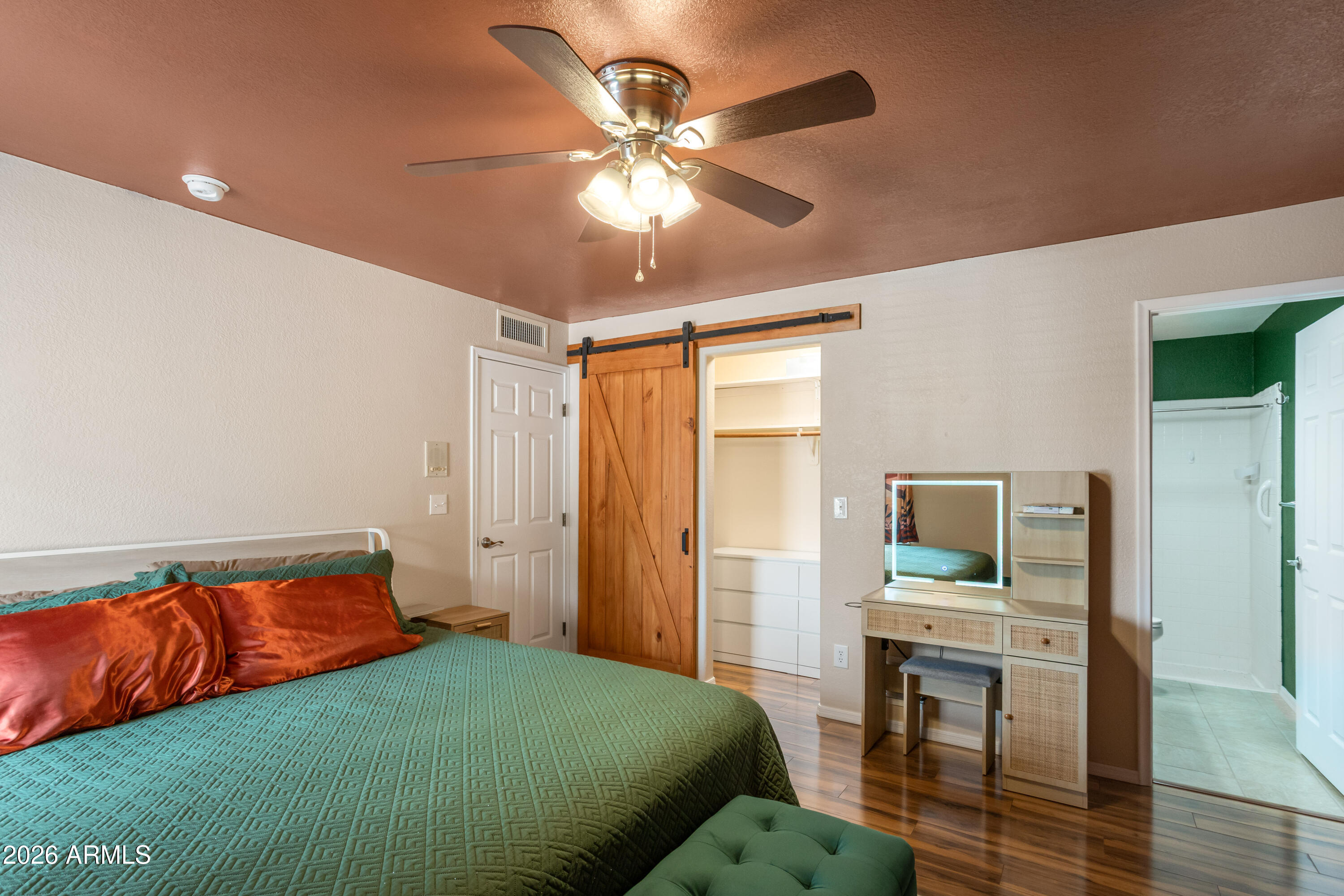 QUAIL HOLLOW - Residential
