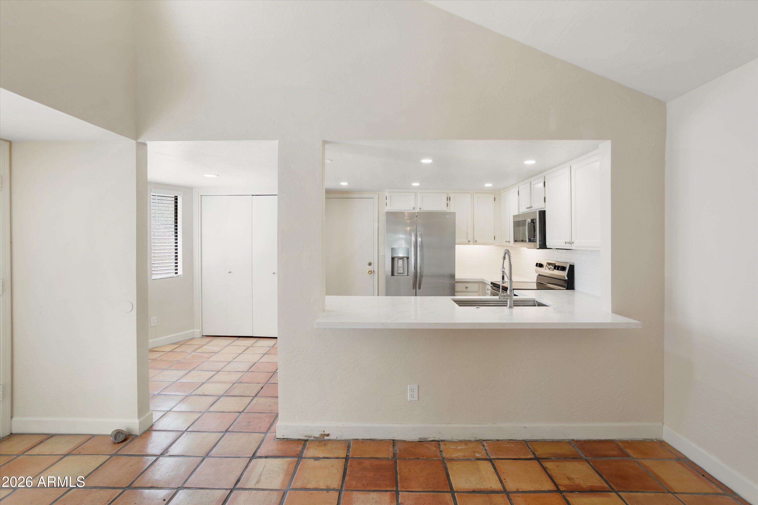 15020 N 40TH Street N 18