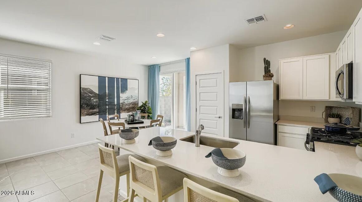 18756 W MAPLEWOOD Drive