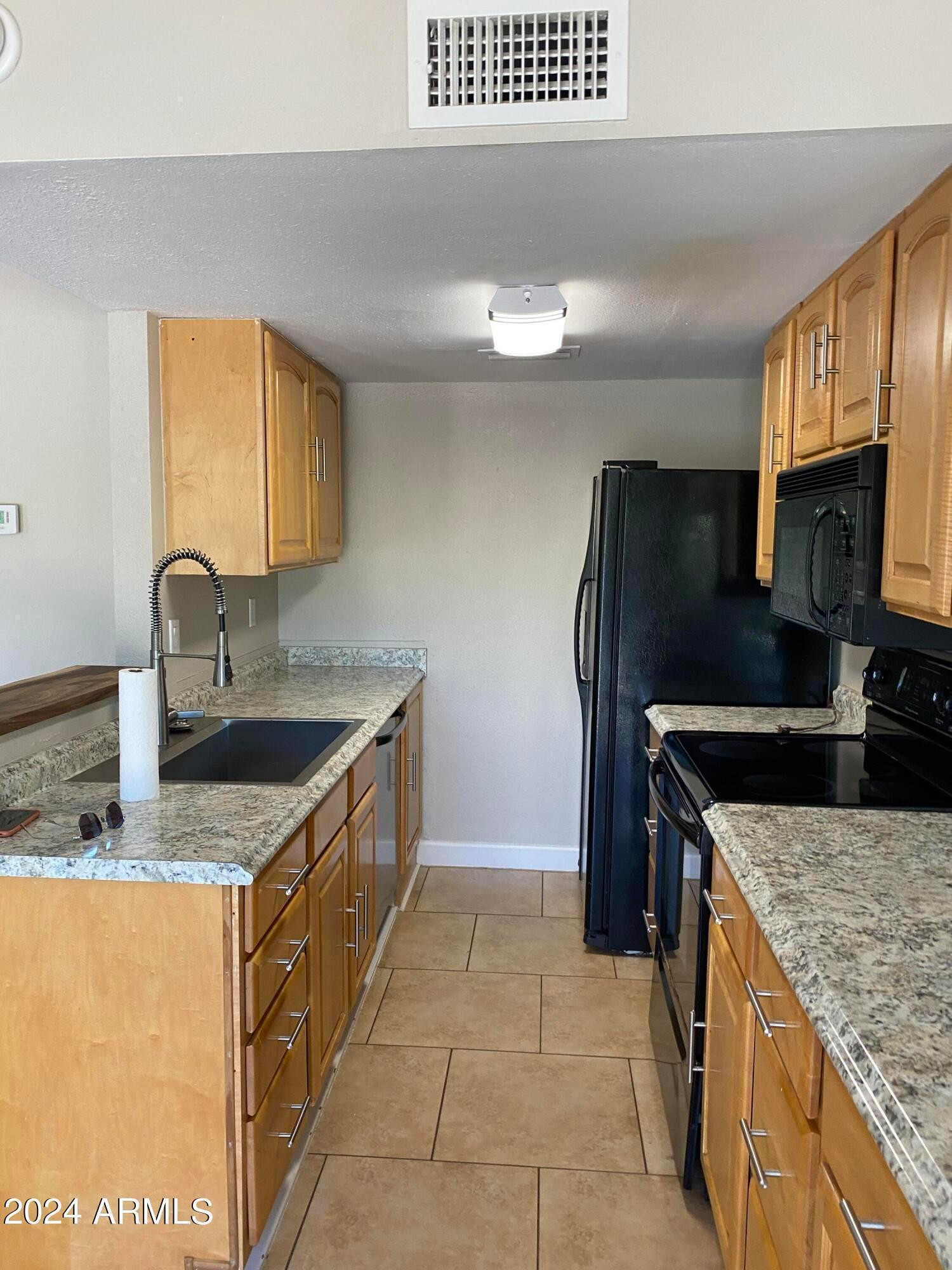 14405 N Teakwood Lane