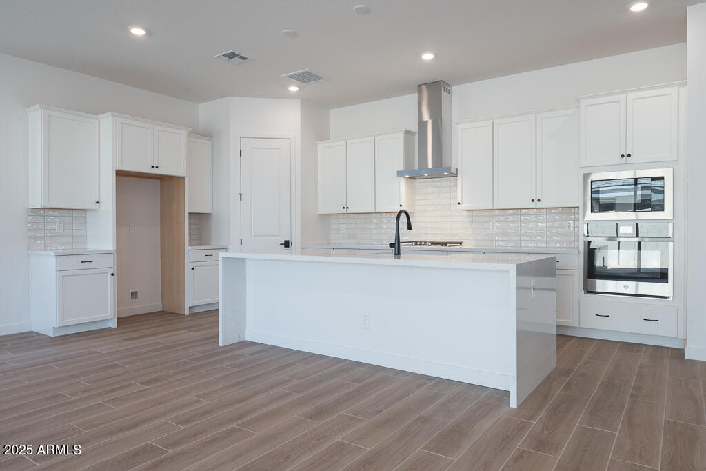 1244 E PRESCOTT Street