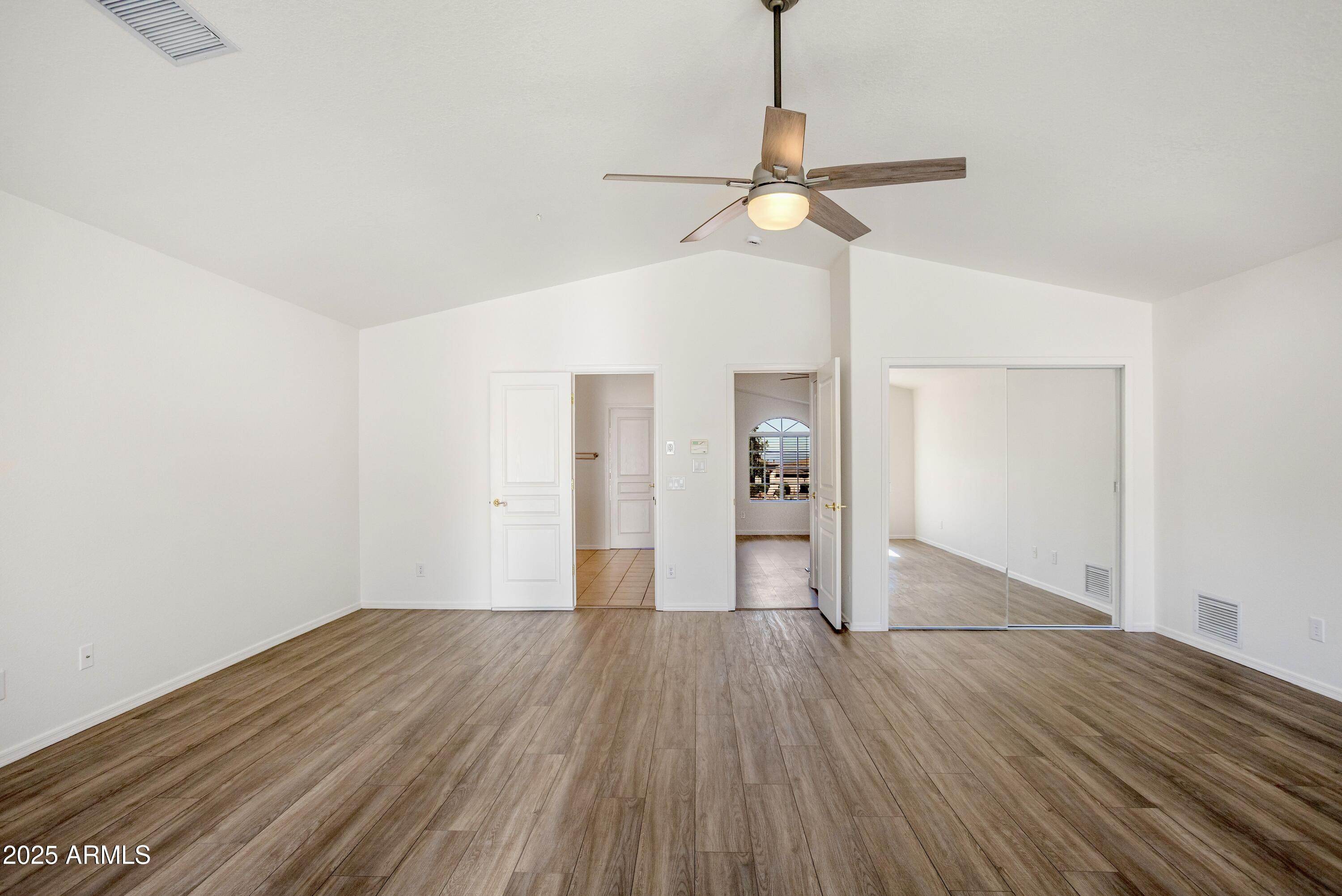 MOUNTAIN SHADOWS PHASE E - Residential