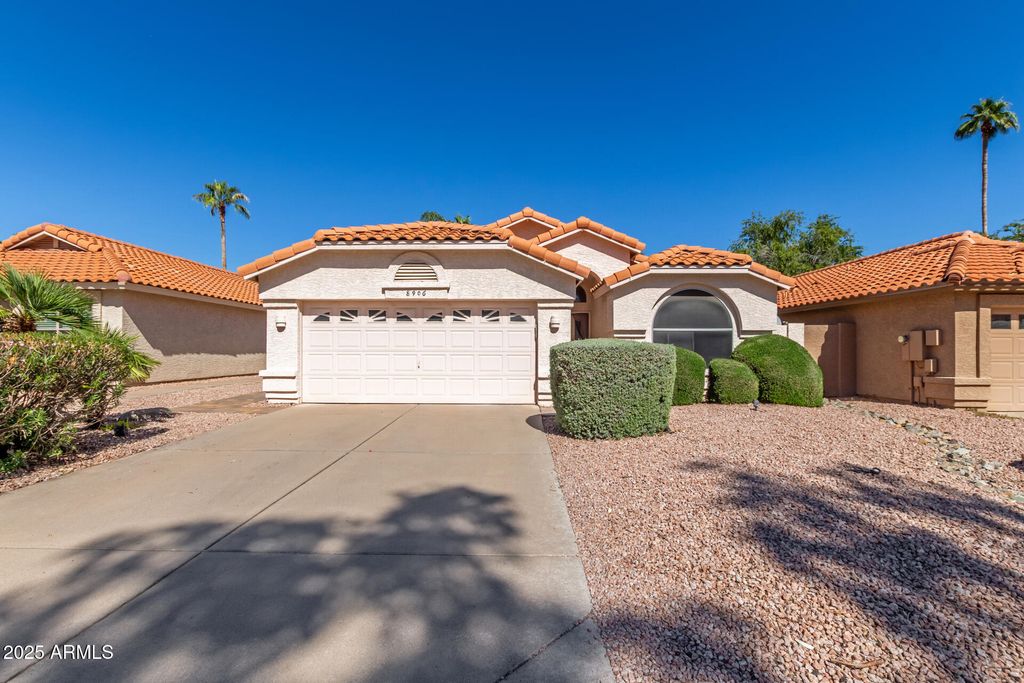Photo of 8906 E Windrose Drive, Scottsdale, AZ 85260 (MLS # 6935959)