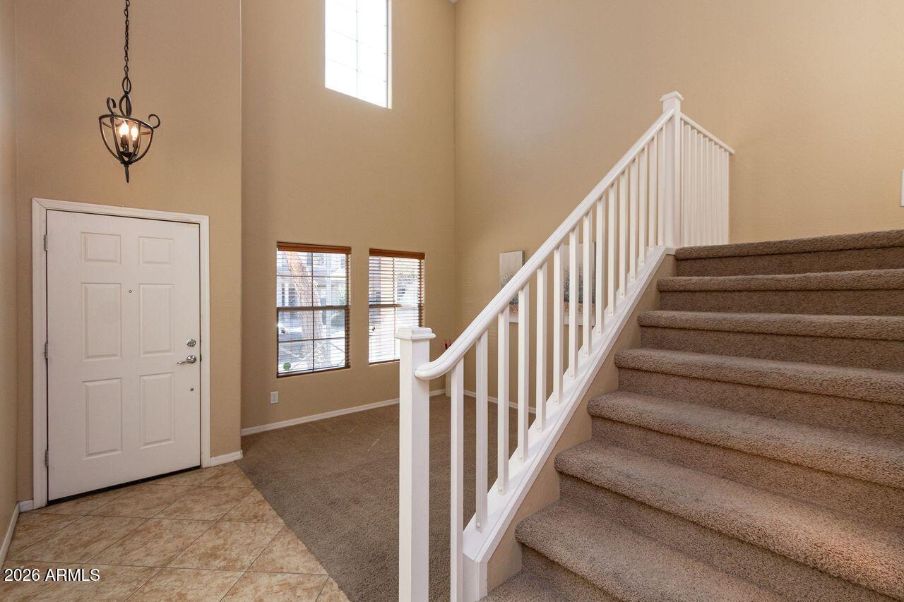 2526 W DESERT VISTA Trail