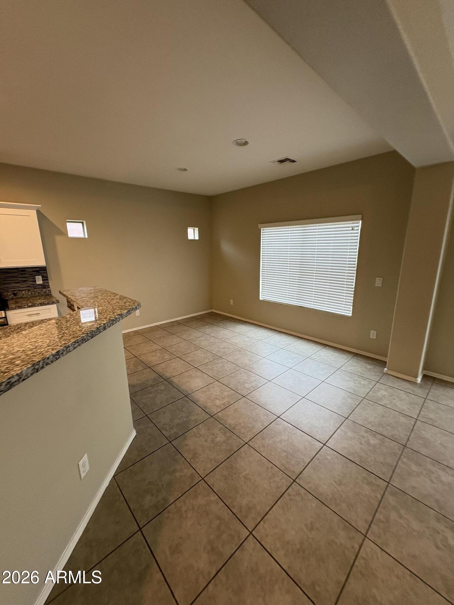 17620 W LUNDBERG Street