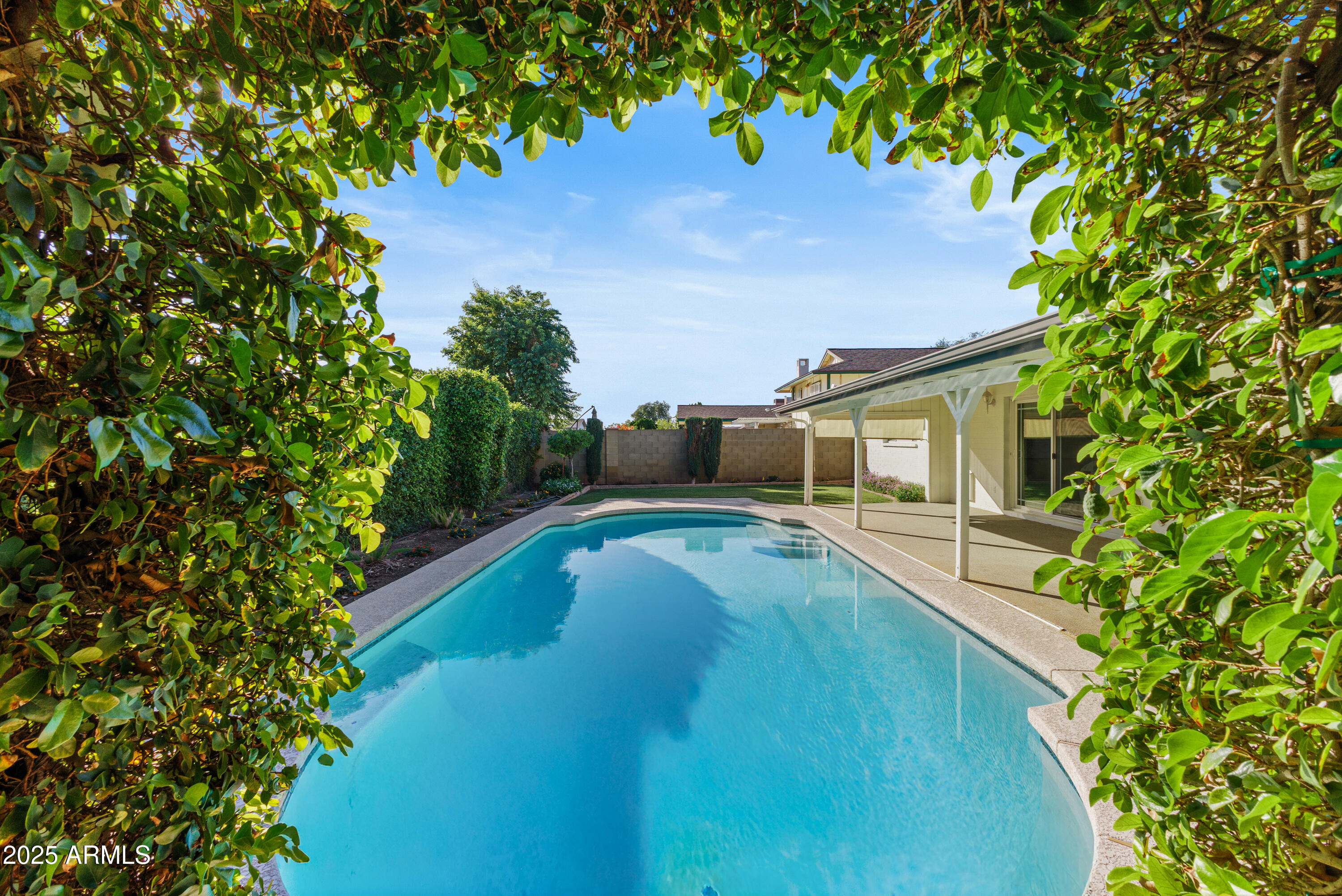 5349 W ACAPULCO Lane