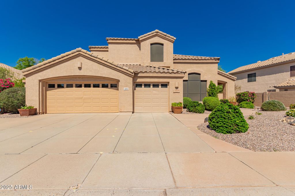 Photo of 4174 W Harrison Street, Chandler, AZ 85226 (MLS # 6924099)