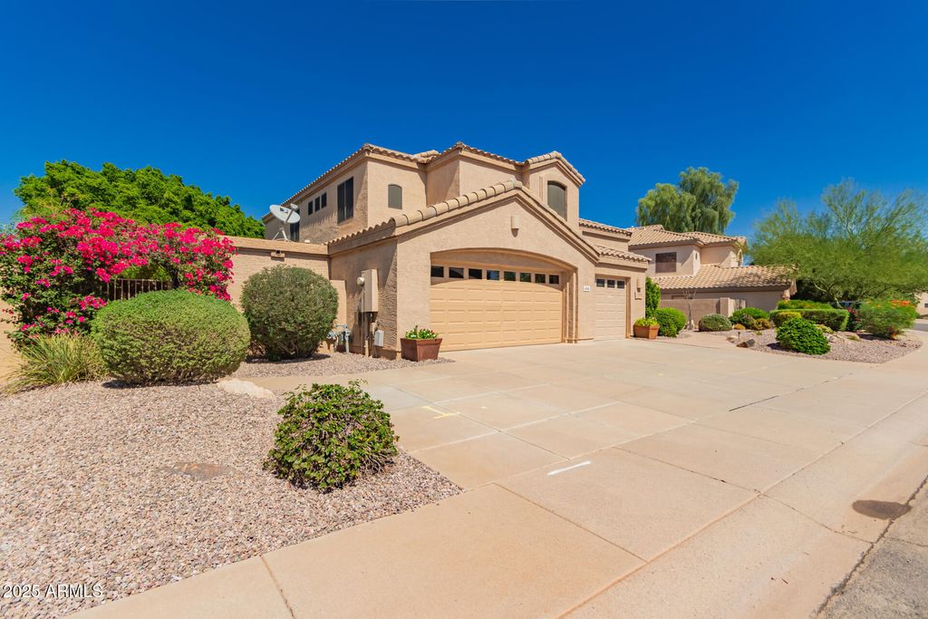 Photo of 4174 W Harrison Street, Chandler, AZ 85226 (MLS # 6924099)