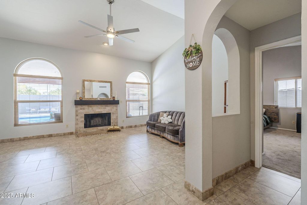 Photo of 751 W Saragosa Street, Chandler, AZ 85225 (MLS # 6911544)