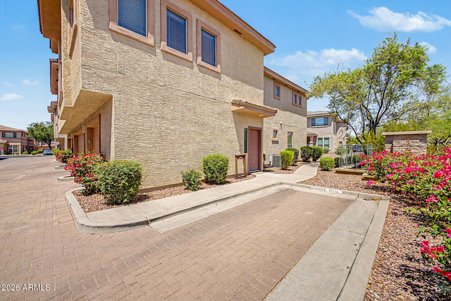 42424 N GAVILAN PEAK Parkway 52206