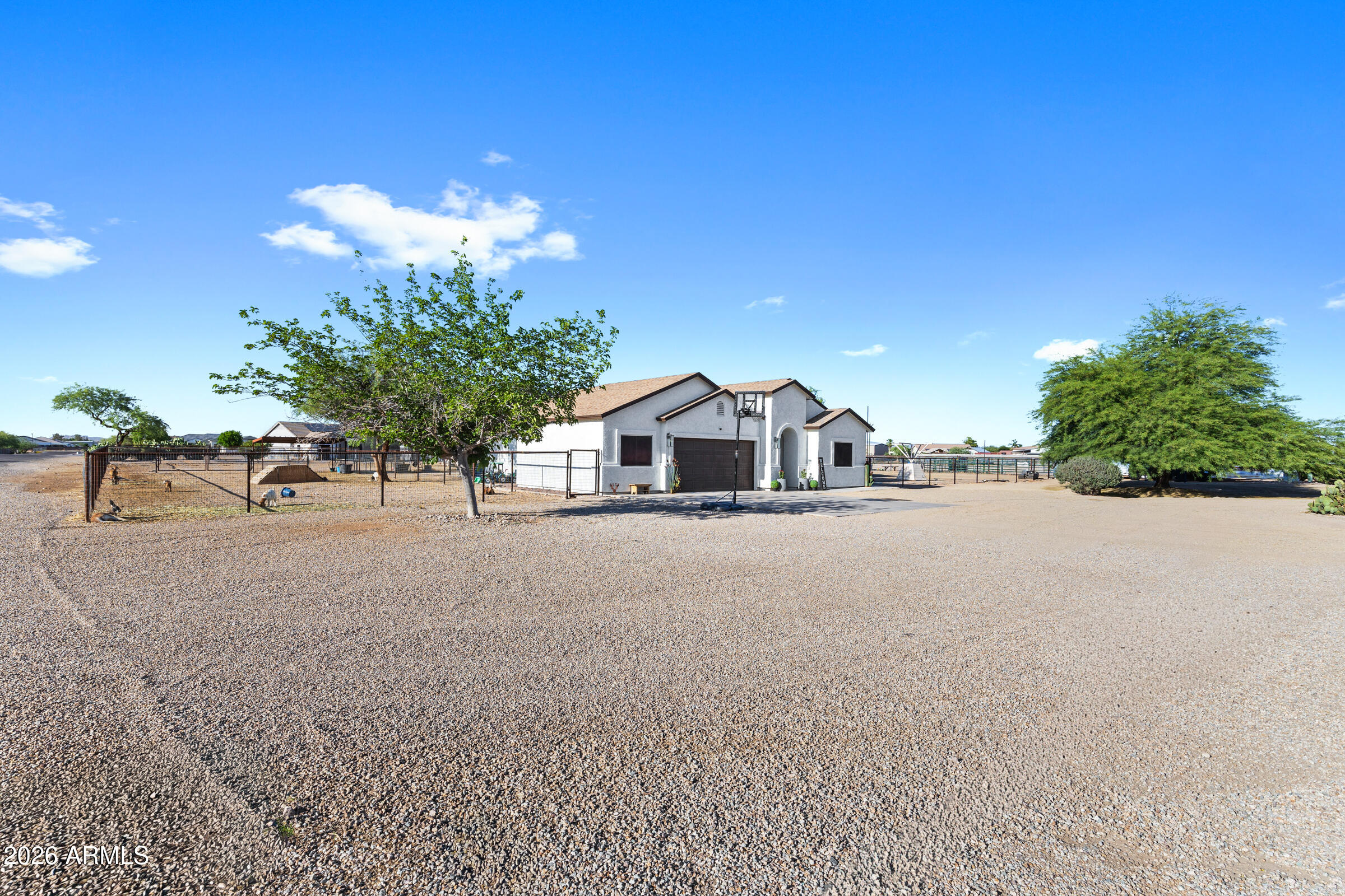 3720 E Vista Grande --