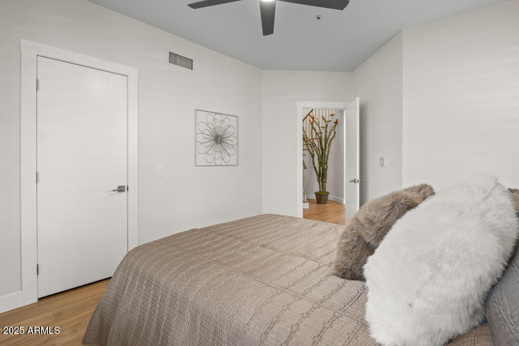 25150 N WINDY WALK Drive 4