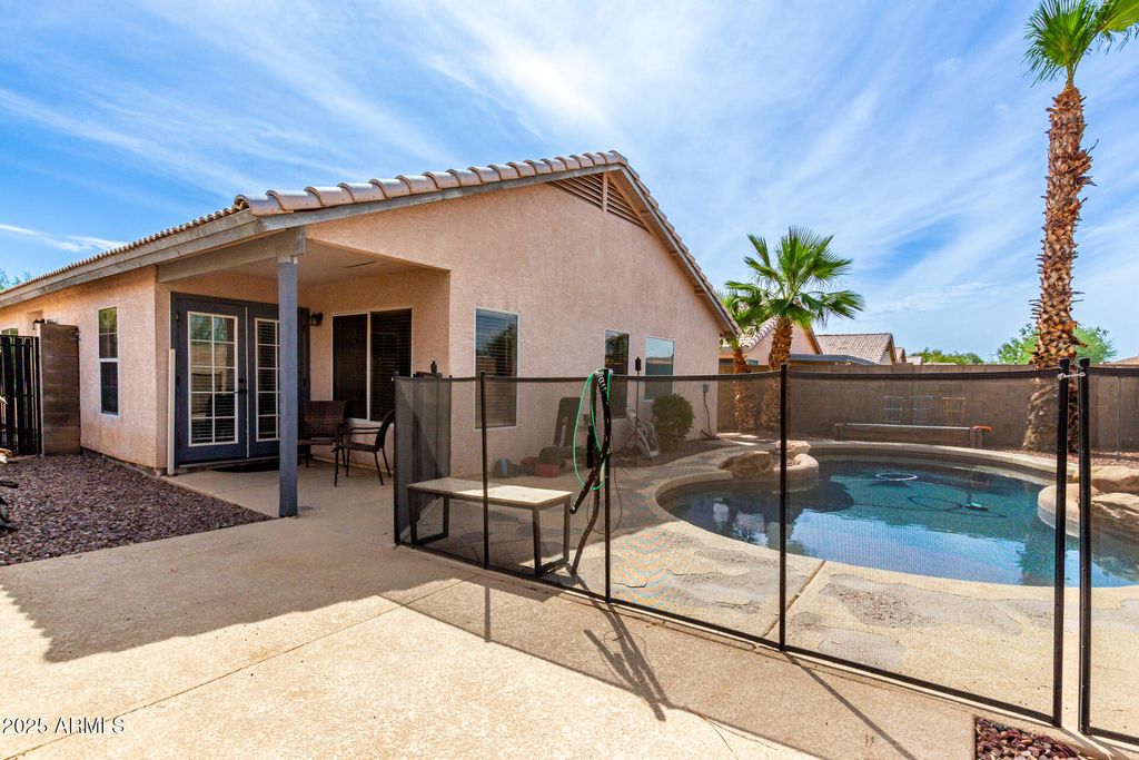 Photo of 178 W Jasper Drive, Gilbert, AZ 85233 (MLS # 6921753)