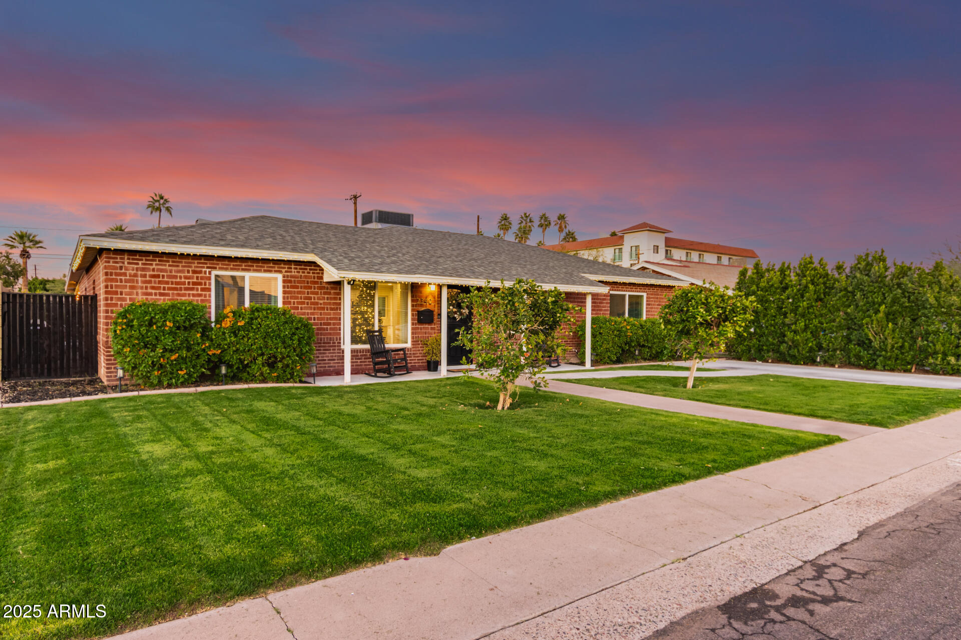 2340 E HEATHERBRAE Drive