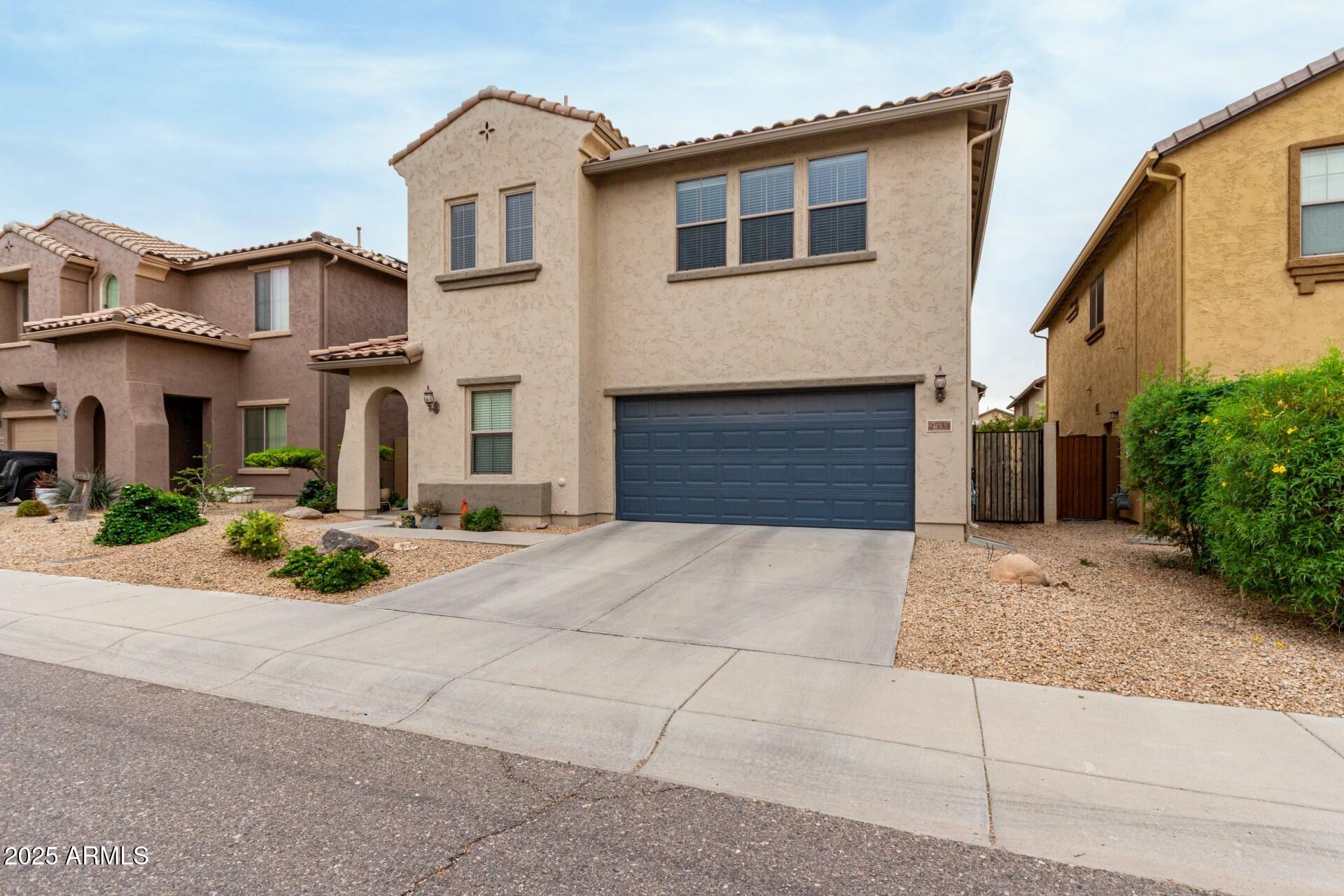 2533 W CORDIA Lane