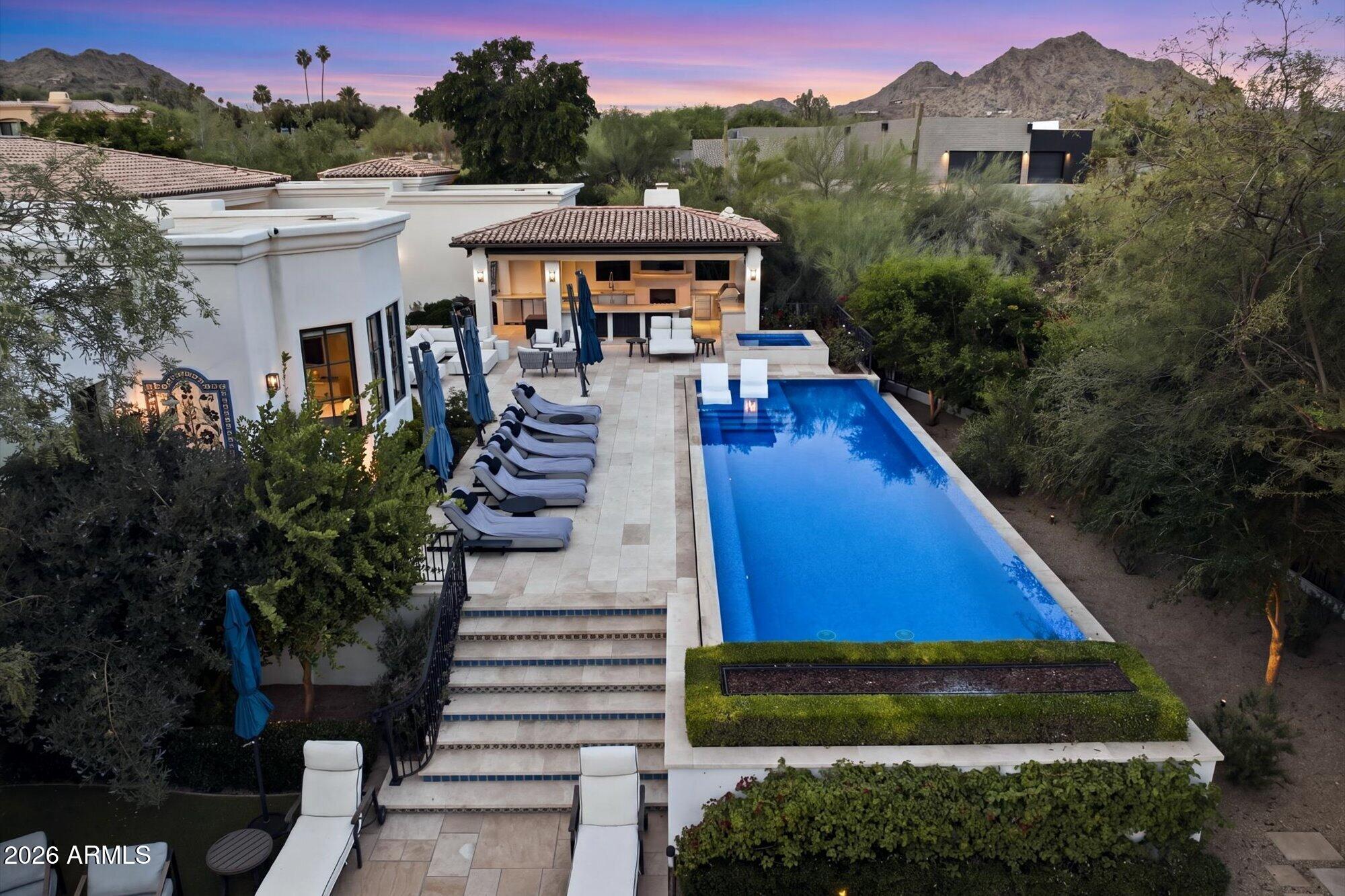 PARADISE HIGHLANDS ESTATES - Residential