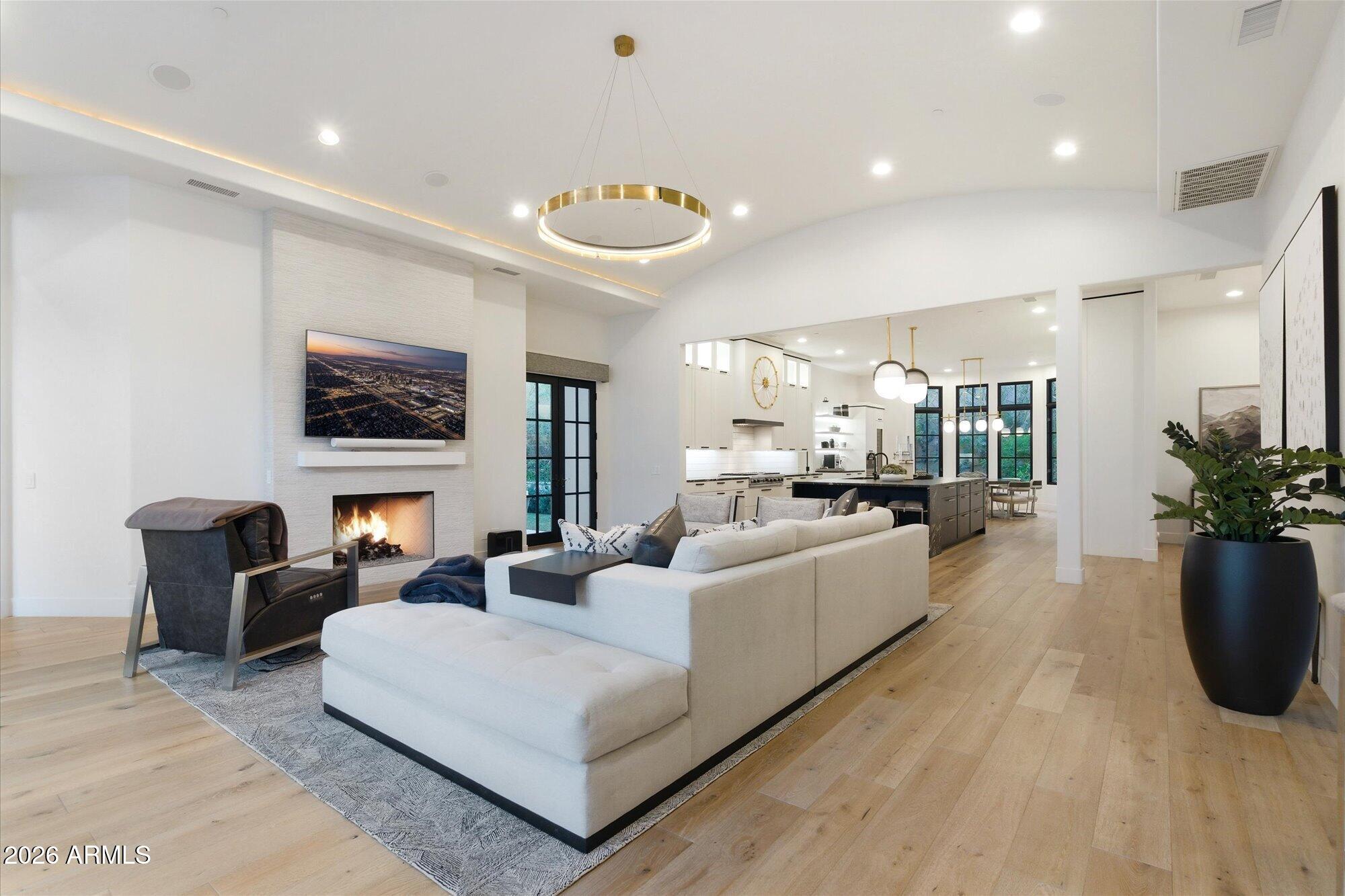 PARADISE HIGHLANDS ESTATES - Residential