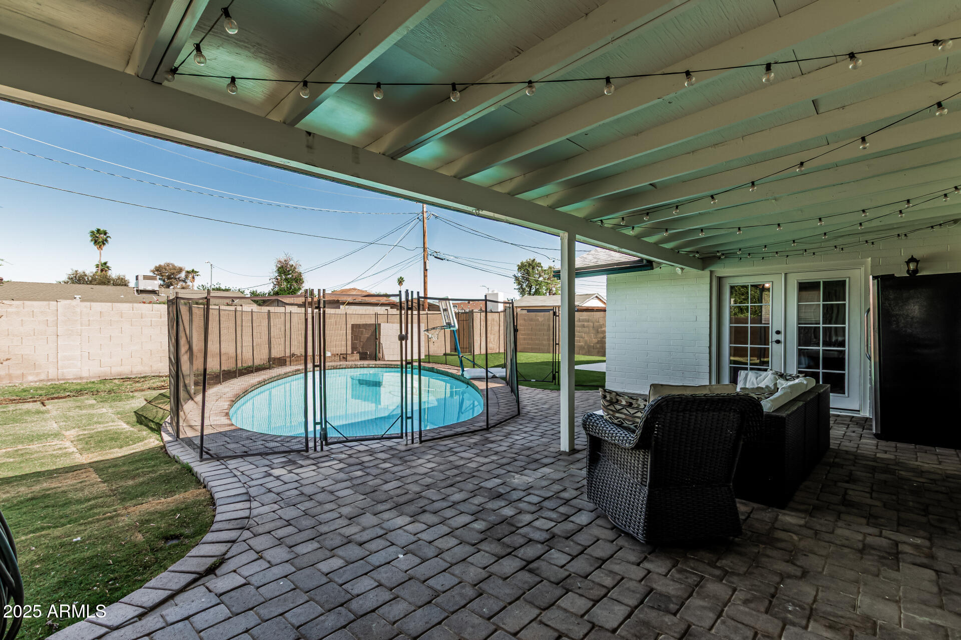 591 N CHERI LYNN Drive