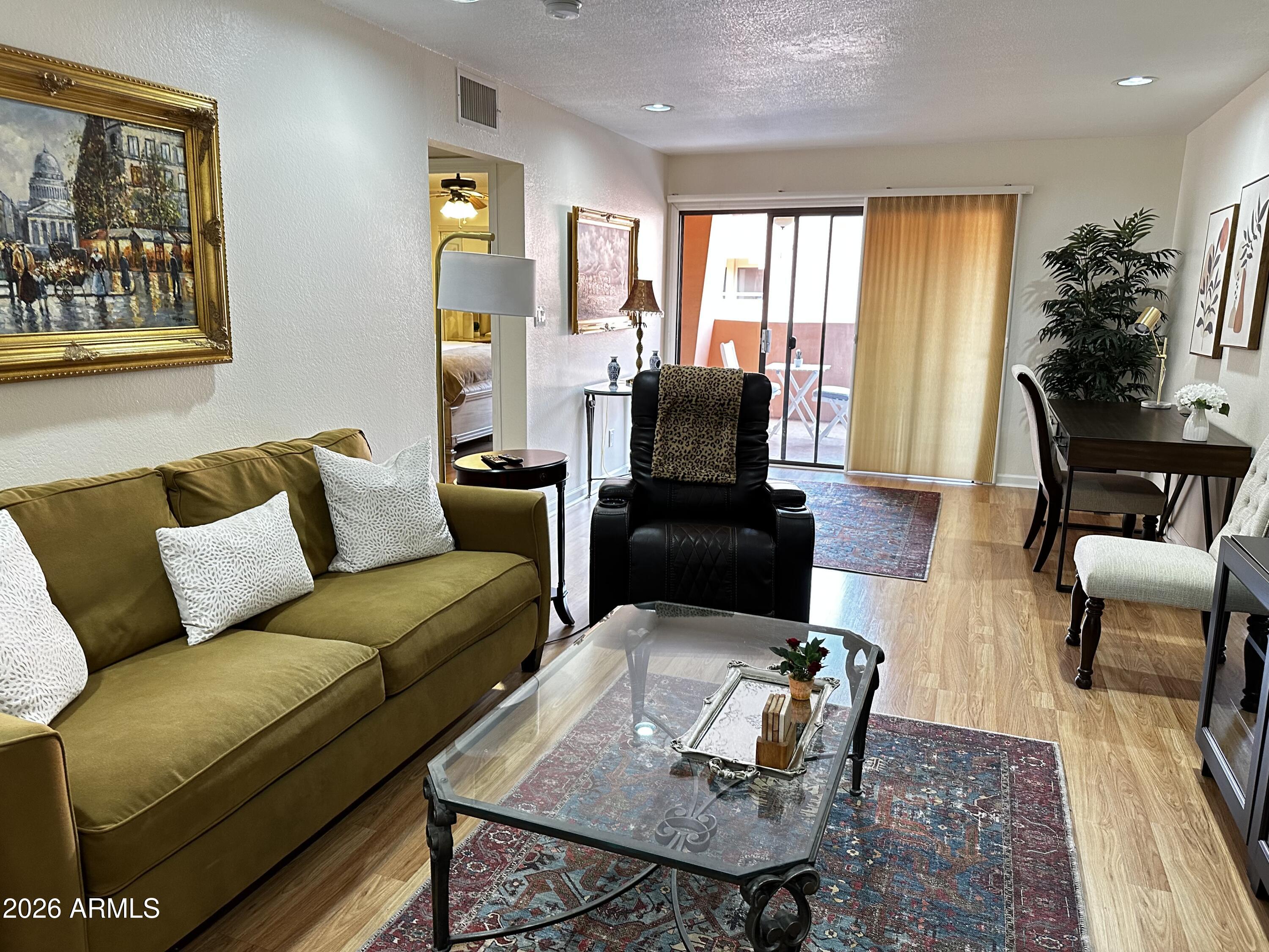 12222 N PARADISE VILLAGE Parkway S 331