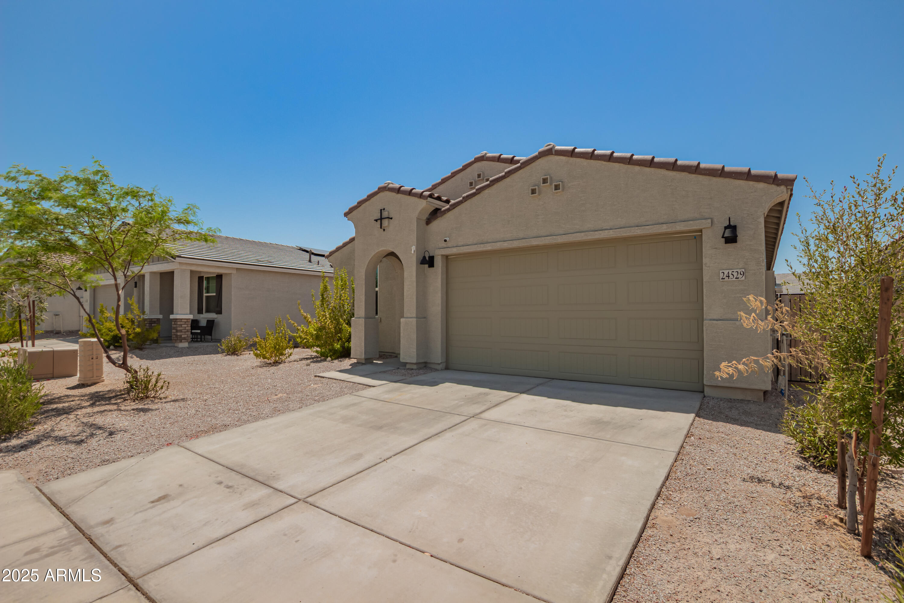 24529 W MOHAVE Street