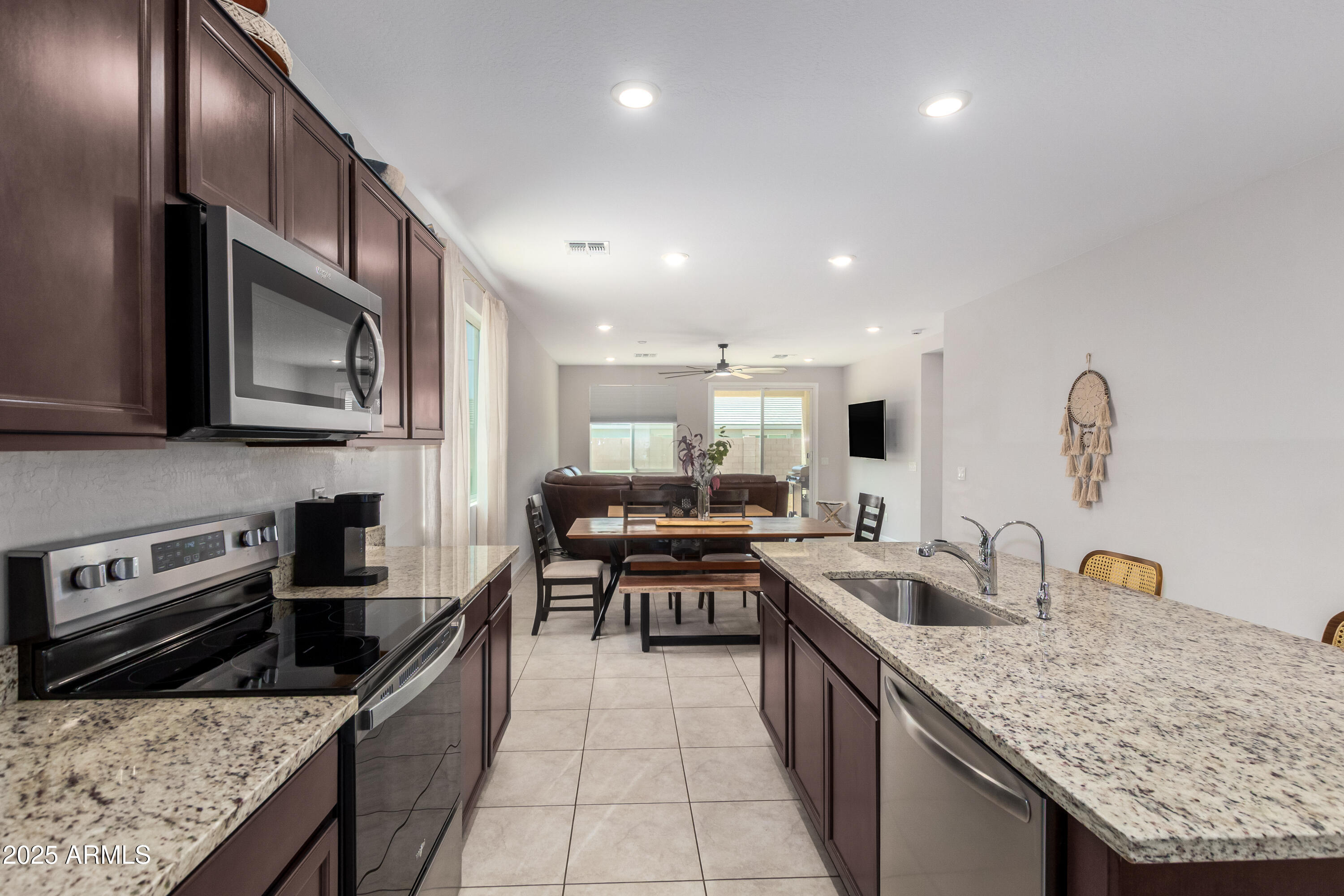 24529 W MOHAVE Street