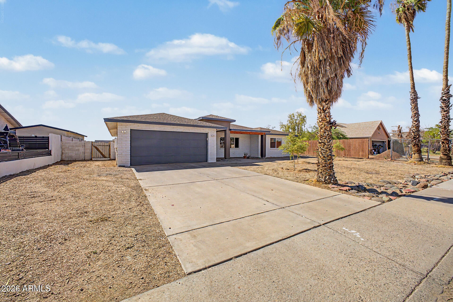 4650 N 103RD Avenue