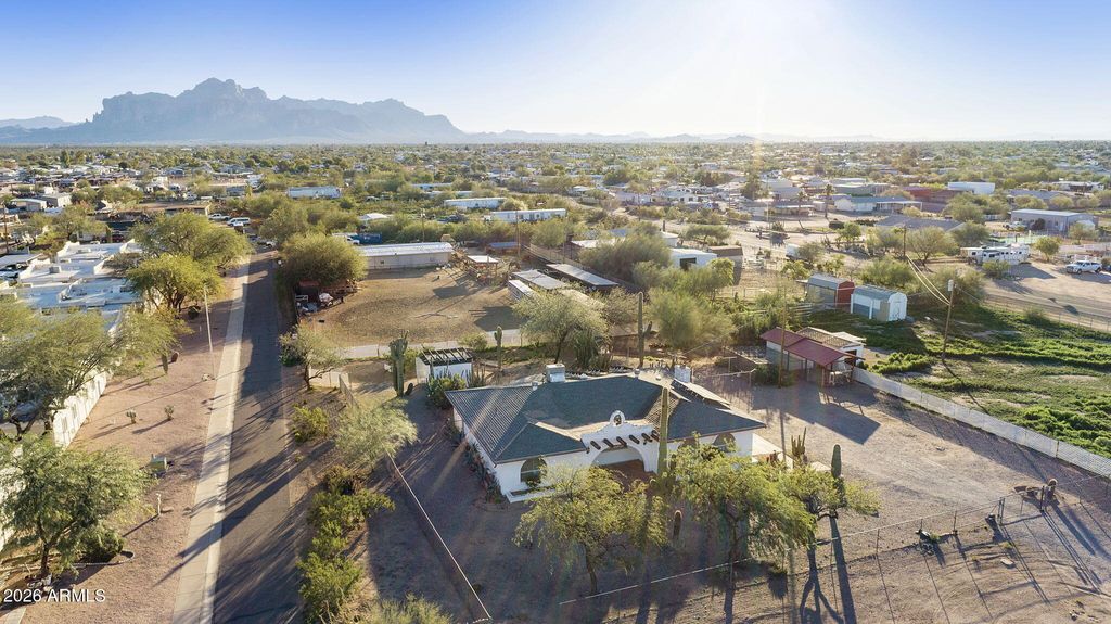 Photo of 2053 N Meridian Road, Apache Junction, AZ 85120 (MLS # 6971731)