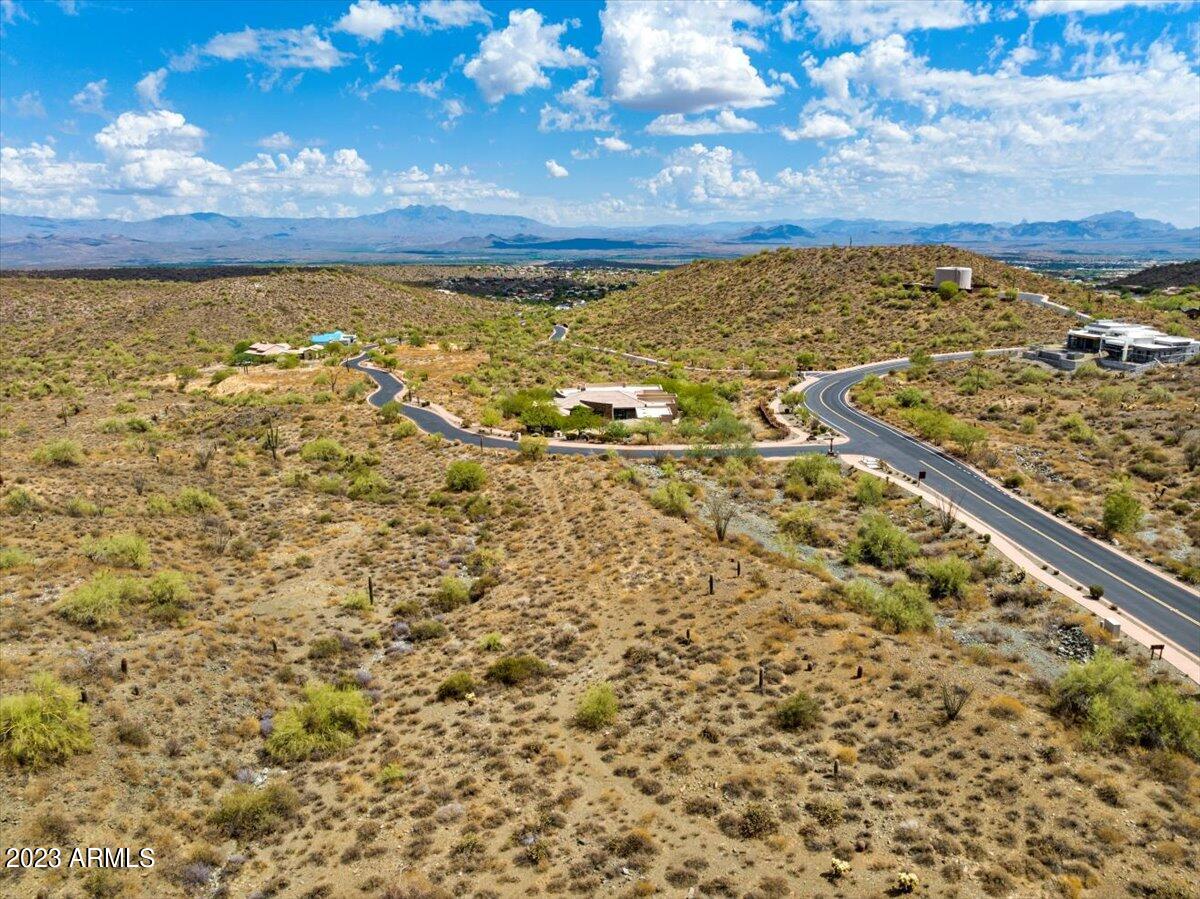 14310 E Desert Tortoise Trail 33