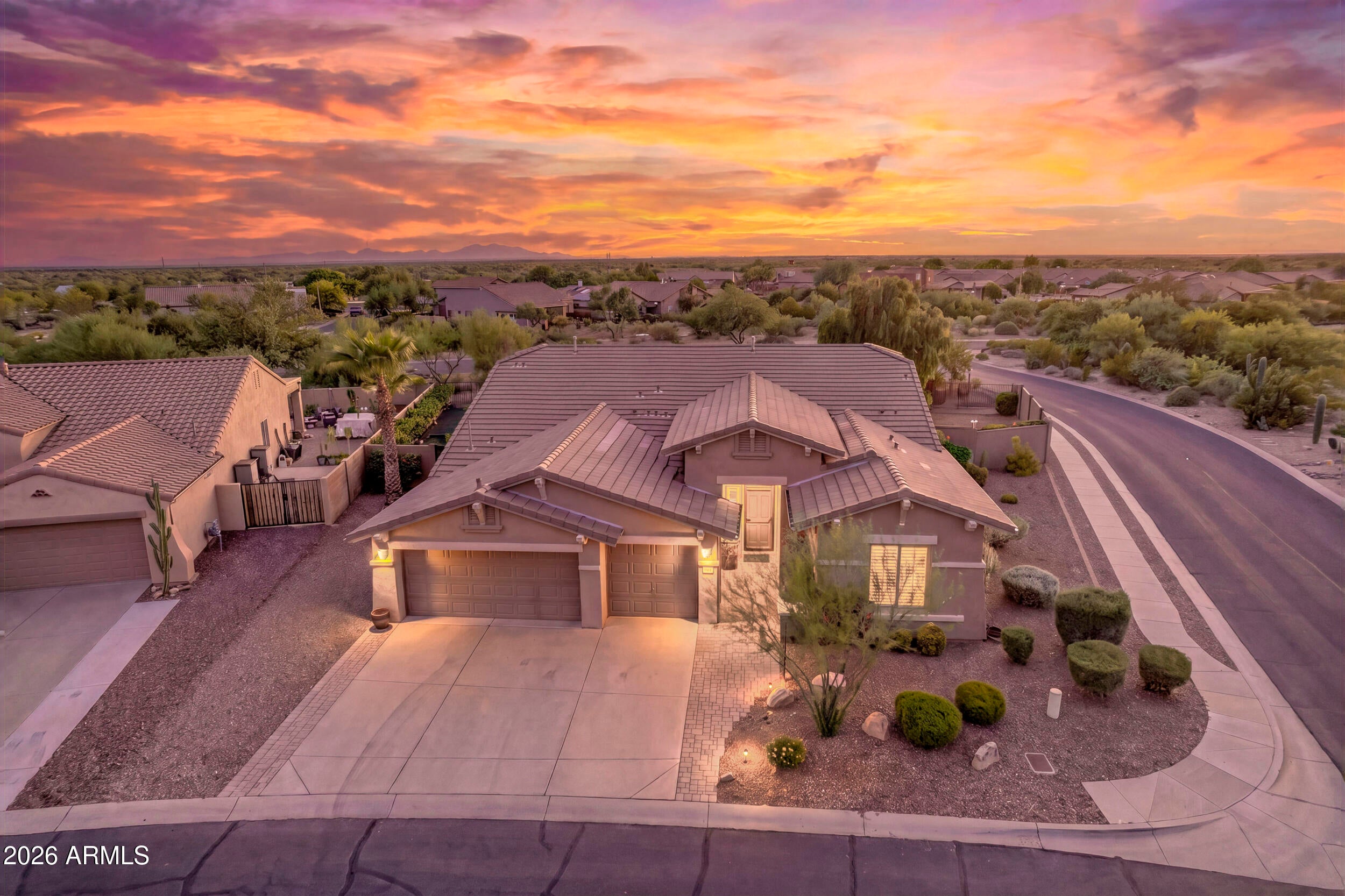 8348 S LUCKY SEVEN Court