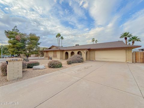 Photo of 1104 E Watson Drive, Tempe, AZ 85283 (MLS # 6986224)