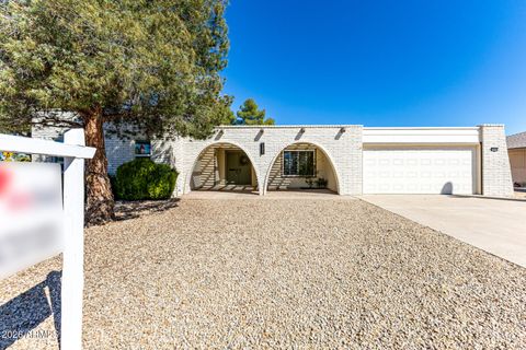 10626 W PLEASANT VALLEY Road W Sun City AZ 85351