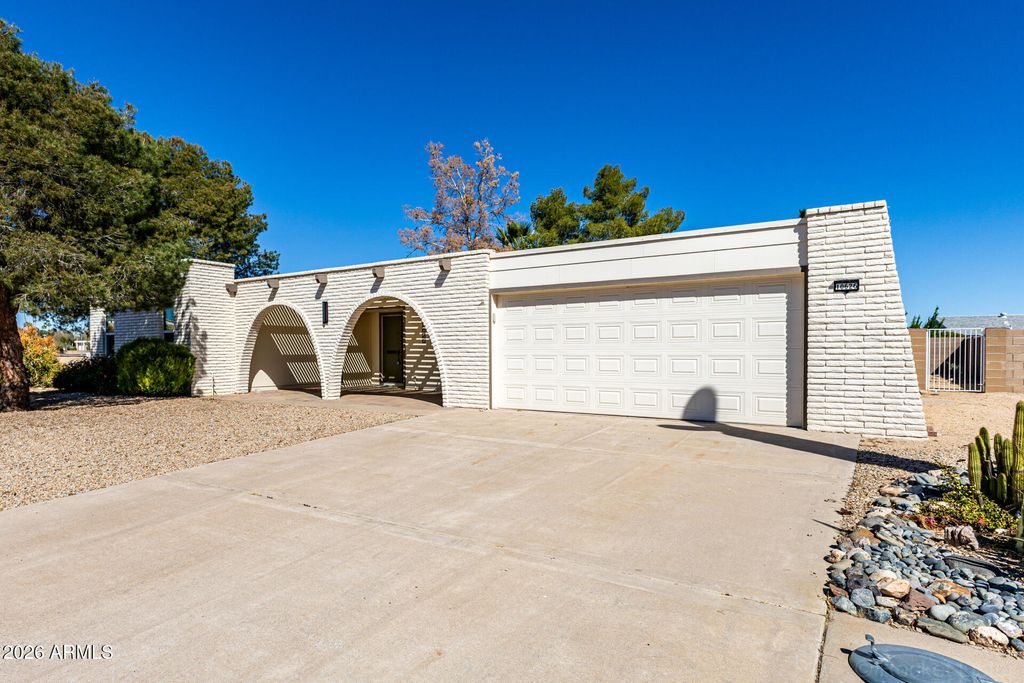 Photo of 10626 W Pleasant Valley Road W, Sun City, AZ 85351 (MLS # 6995383)