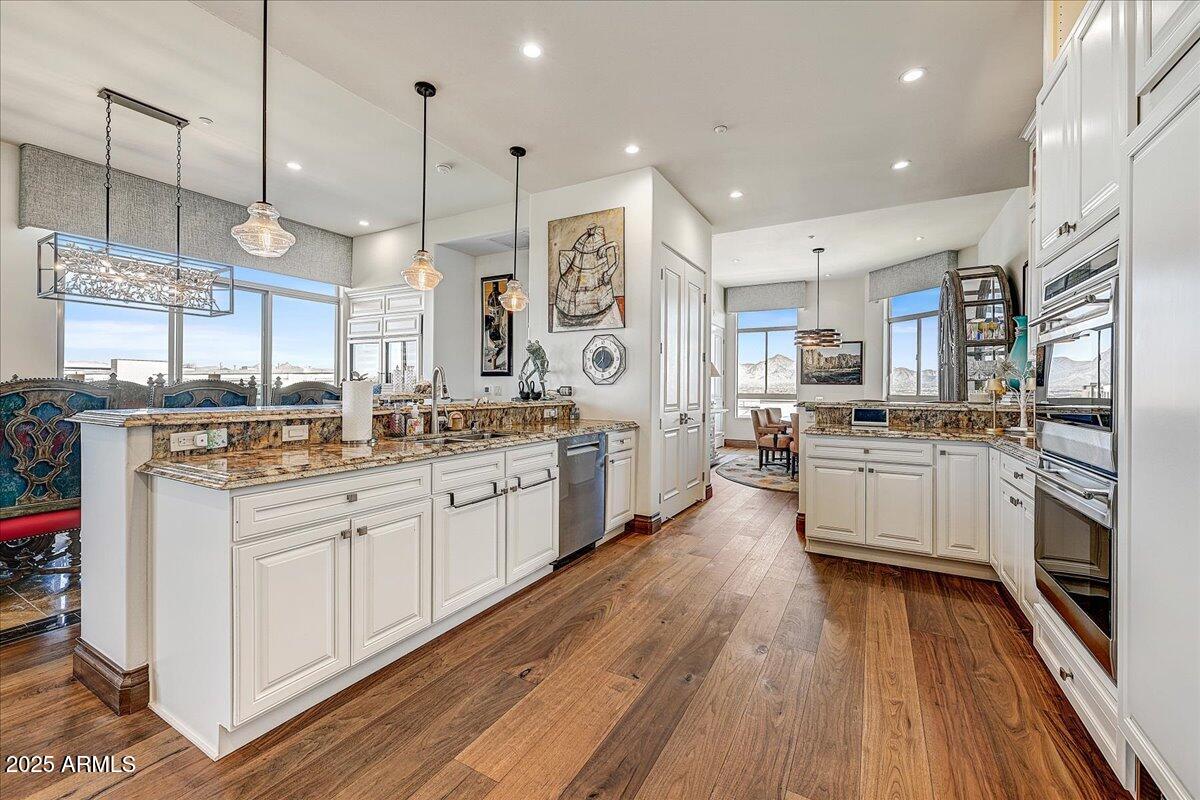 LANDMARK CONDOMINIUM 2 2ND AMD - Residential