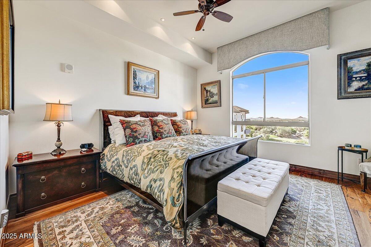 LANDMARK CONDOMINIUM 2 2ND AMD - Residential
