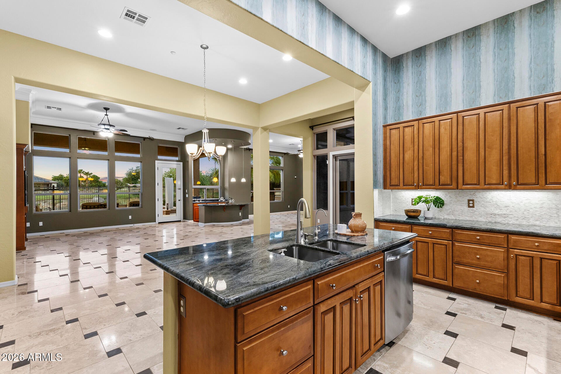 12926 W RED FOX Road