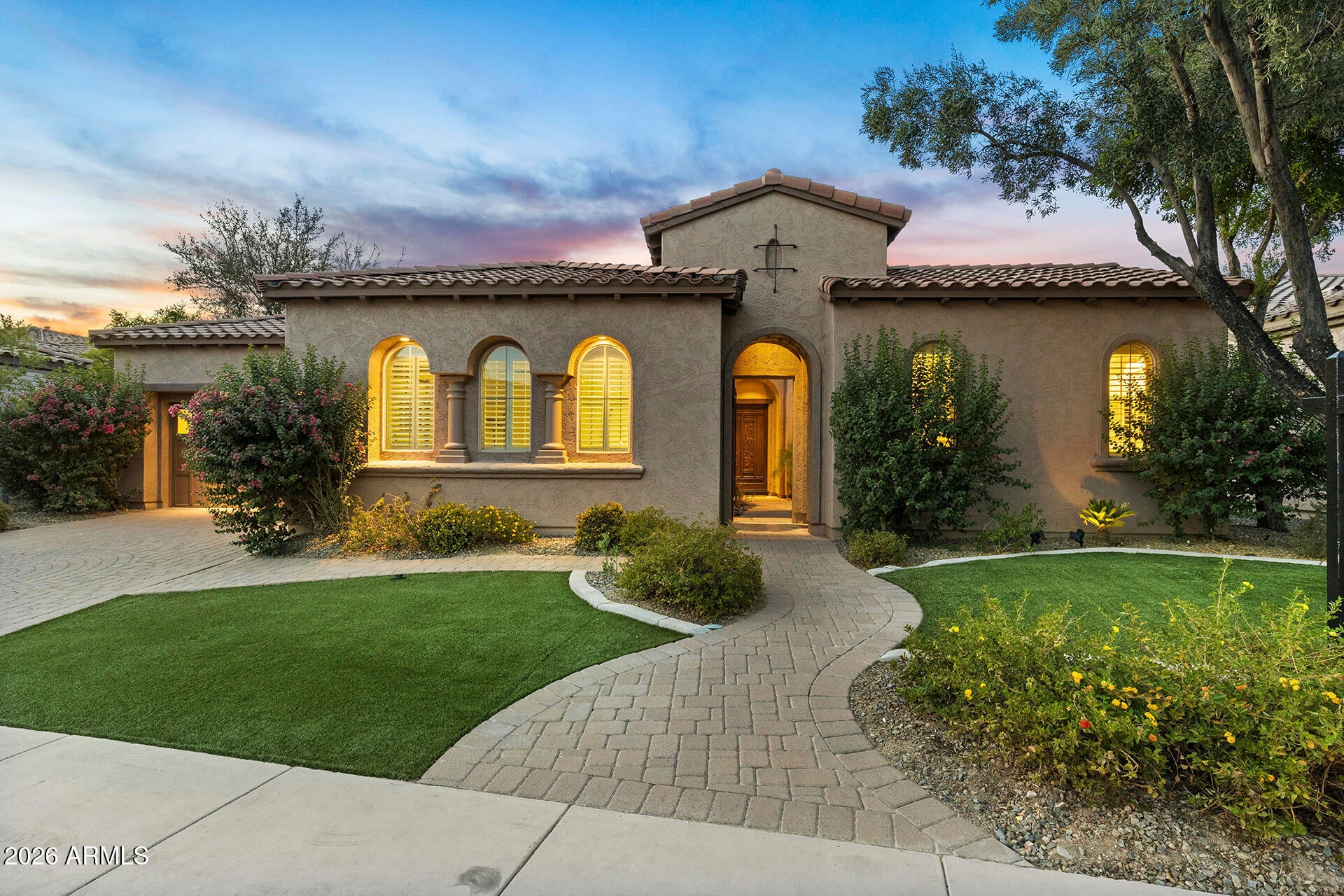 12926 W RED FOX Road