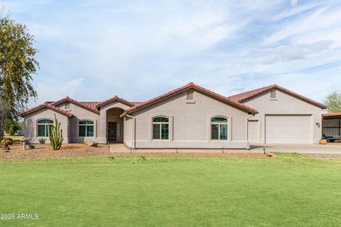 Homes for Sale in Queen Creek Arizona with No HOA 18 26102 S TANGELO Avenue Queen Creek AZ 85142